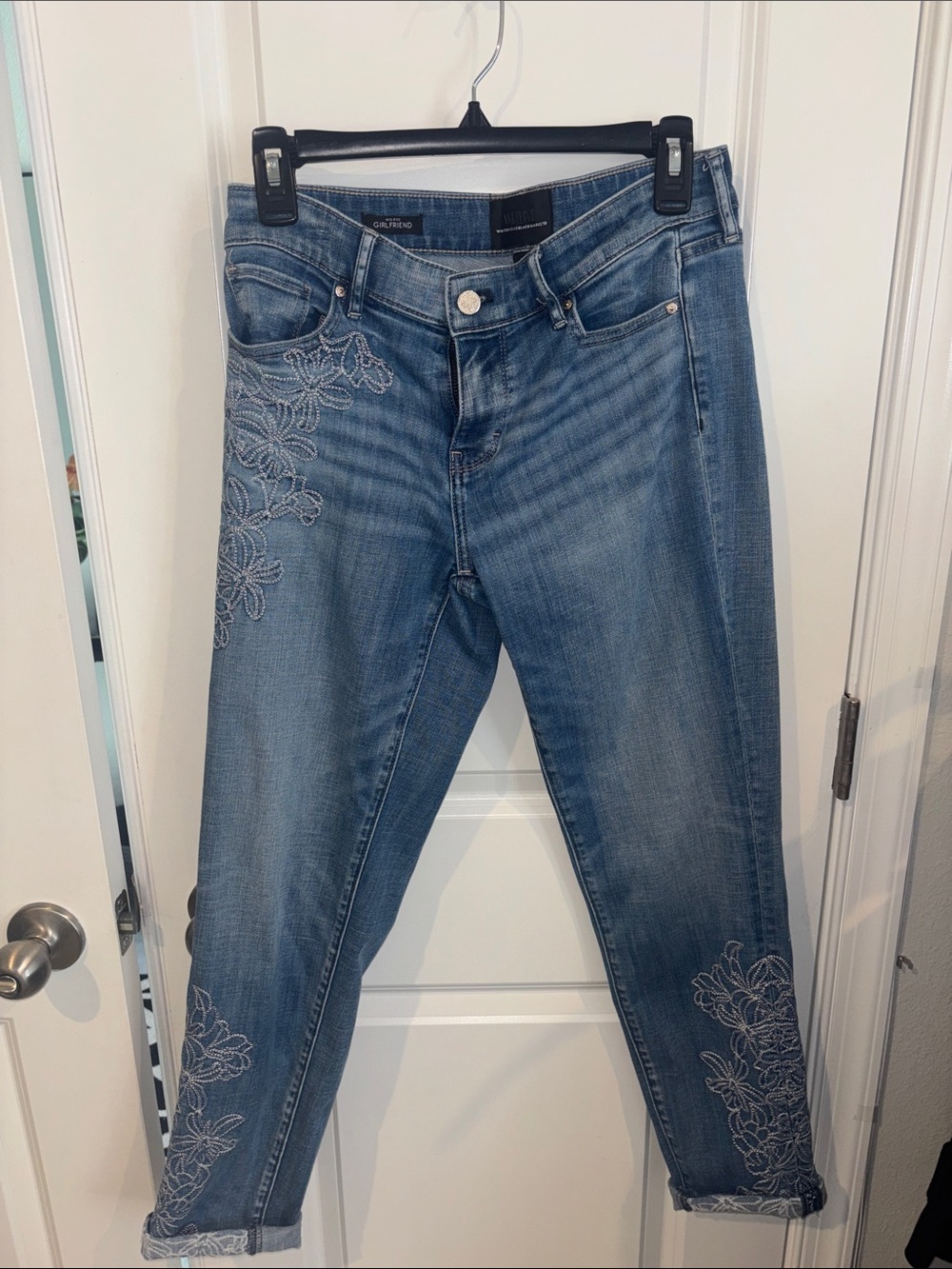 White House Black Market Light Blue Embroidered Boyfriend Jeans